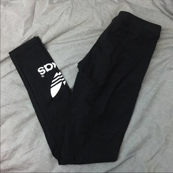 NWT adidas trefoil leggings - Picture 5 of 8